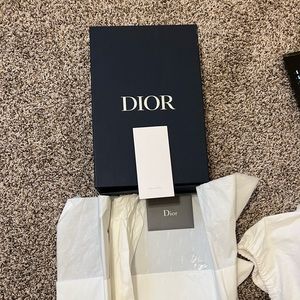 Dior box